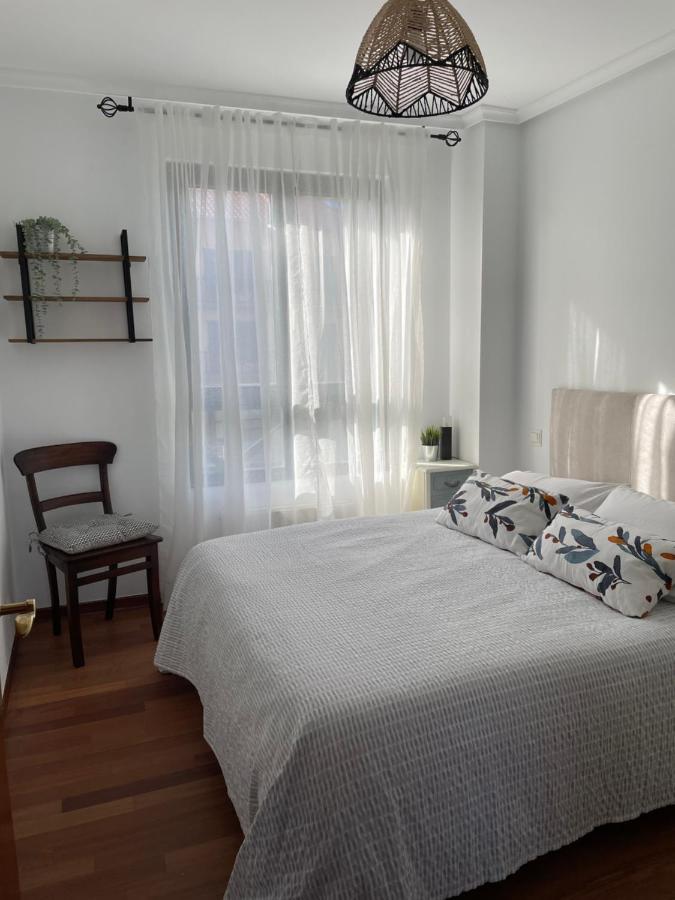 Апартаменты Bonito Duplex Con Vistas Al Mar Комильяс Экстерьер фото